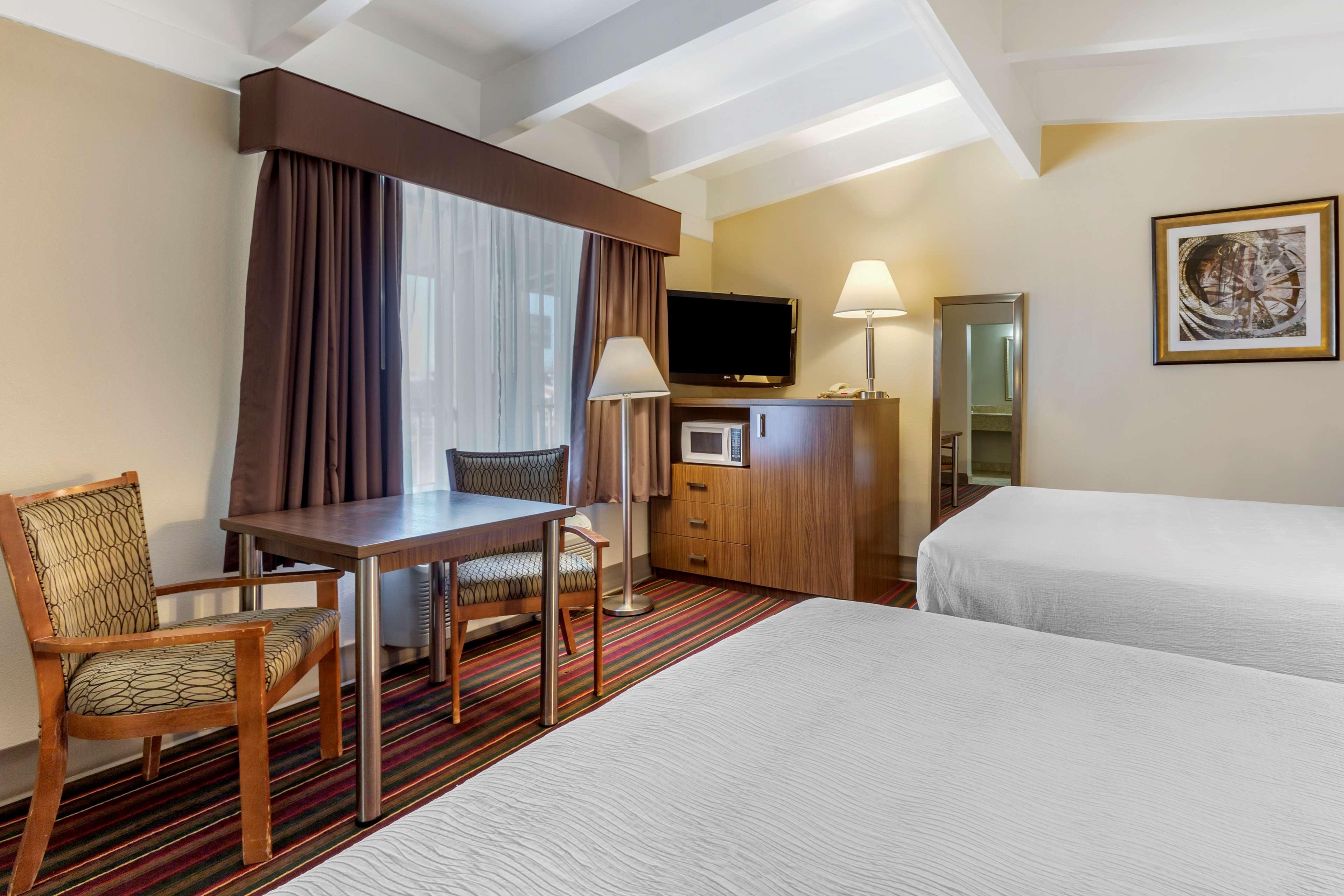 Best Western El Rancho Palacio Roswell Bagian luar foto