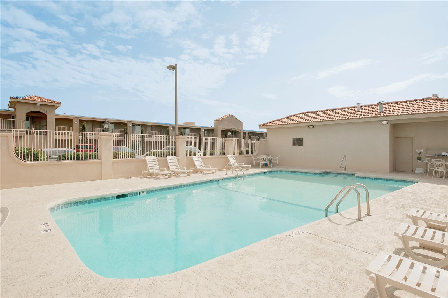 Best Western El Rancho Palacio Roswell Bagian luar foto